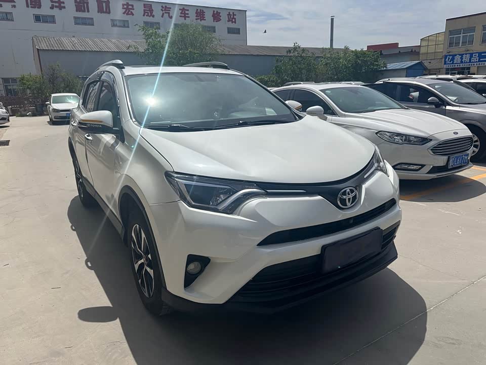 Toyota RAV4 Rongfang