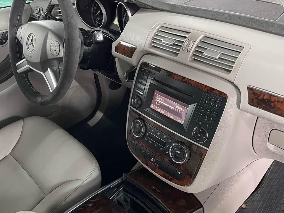 Mercedes-Benz R-class