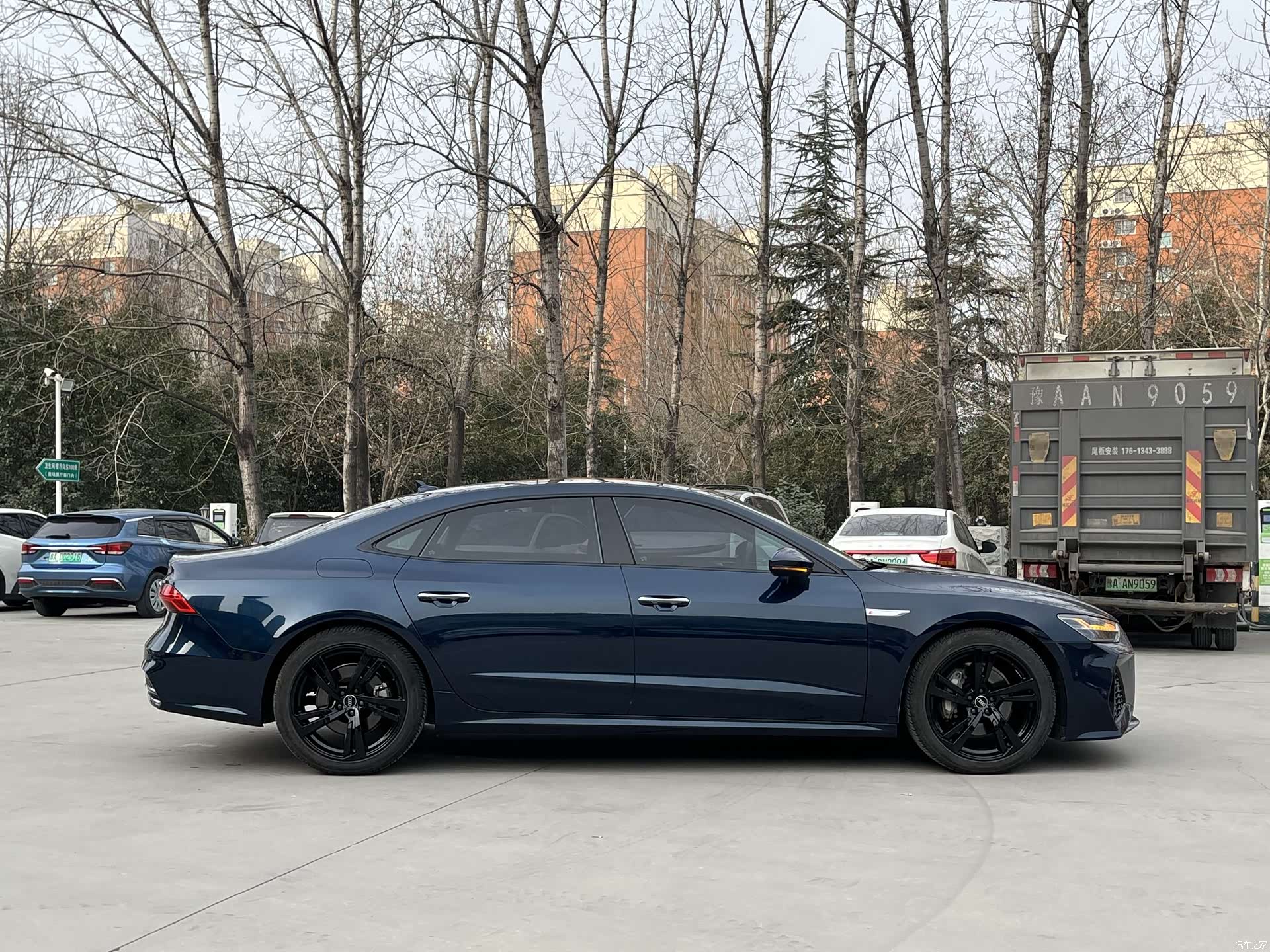 Audi A7L, 2023 15