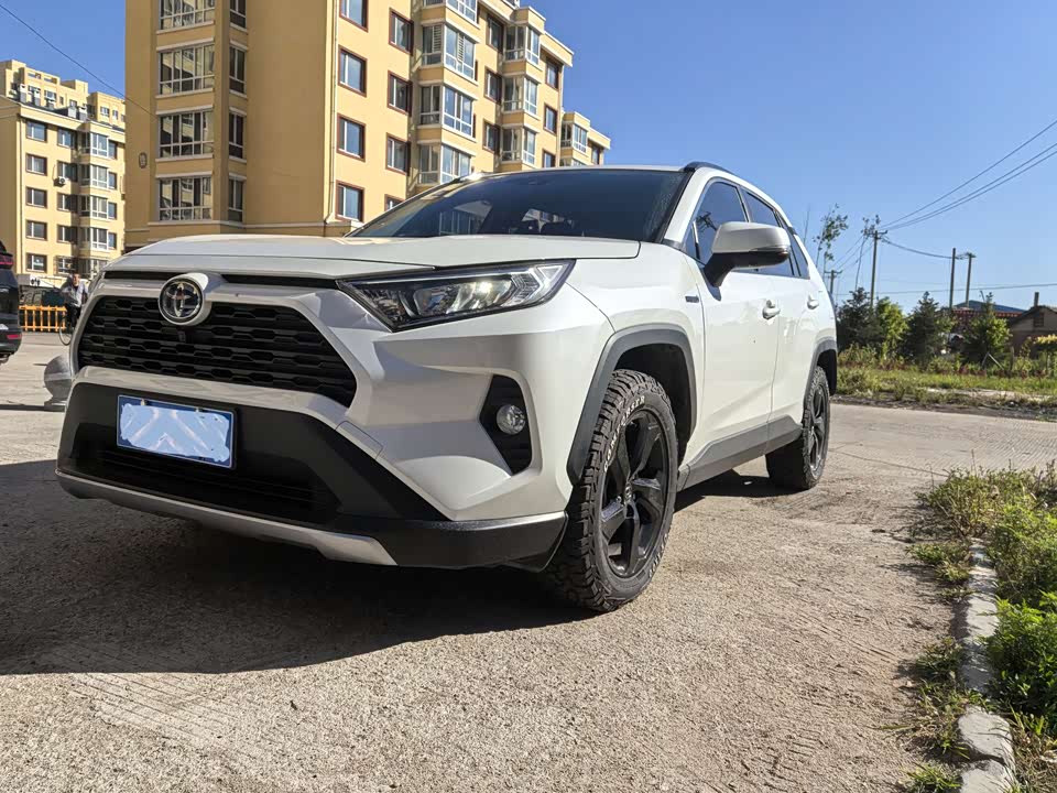 Toyota RAV4 Rongfang