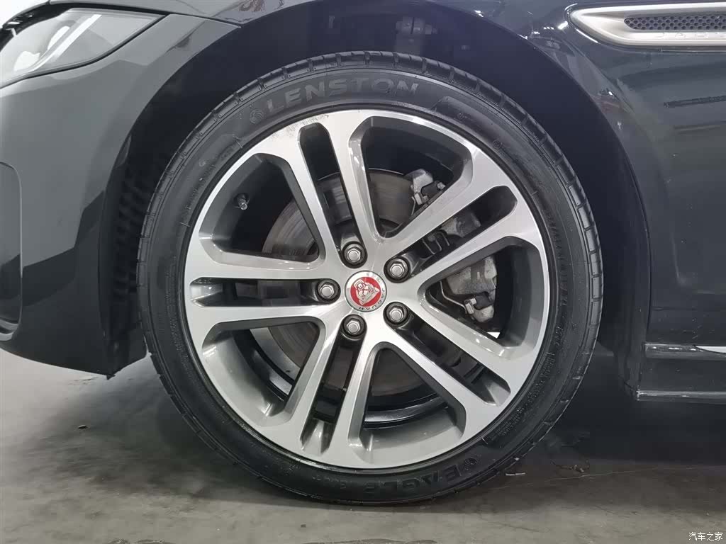 Land Rover XEL, 2023 17