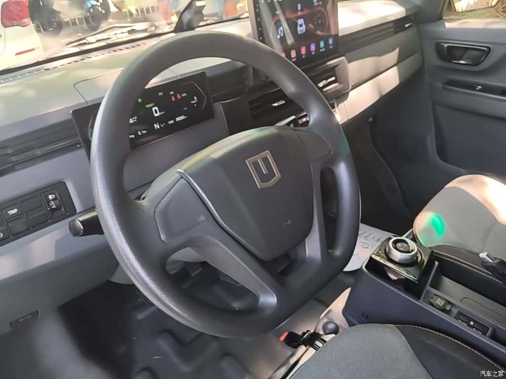 YuanCheng V6E, 2025 11