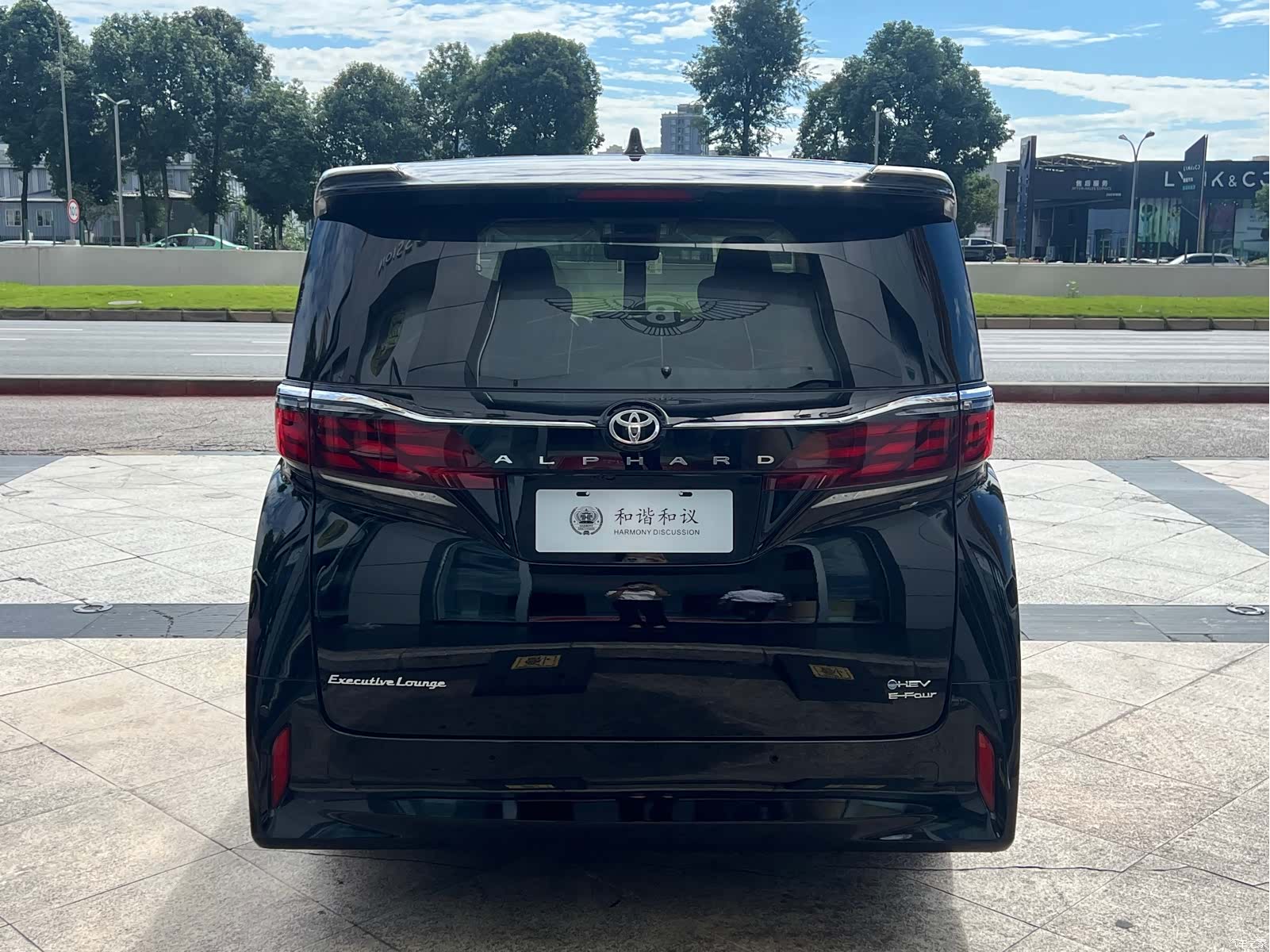 Toyota Alphard, 2024 23
