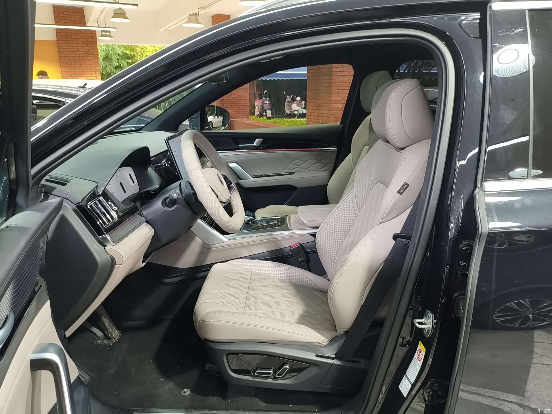 BYD Tang, 2025 9