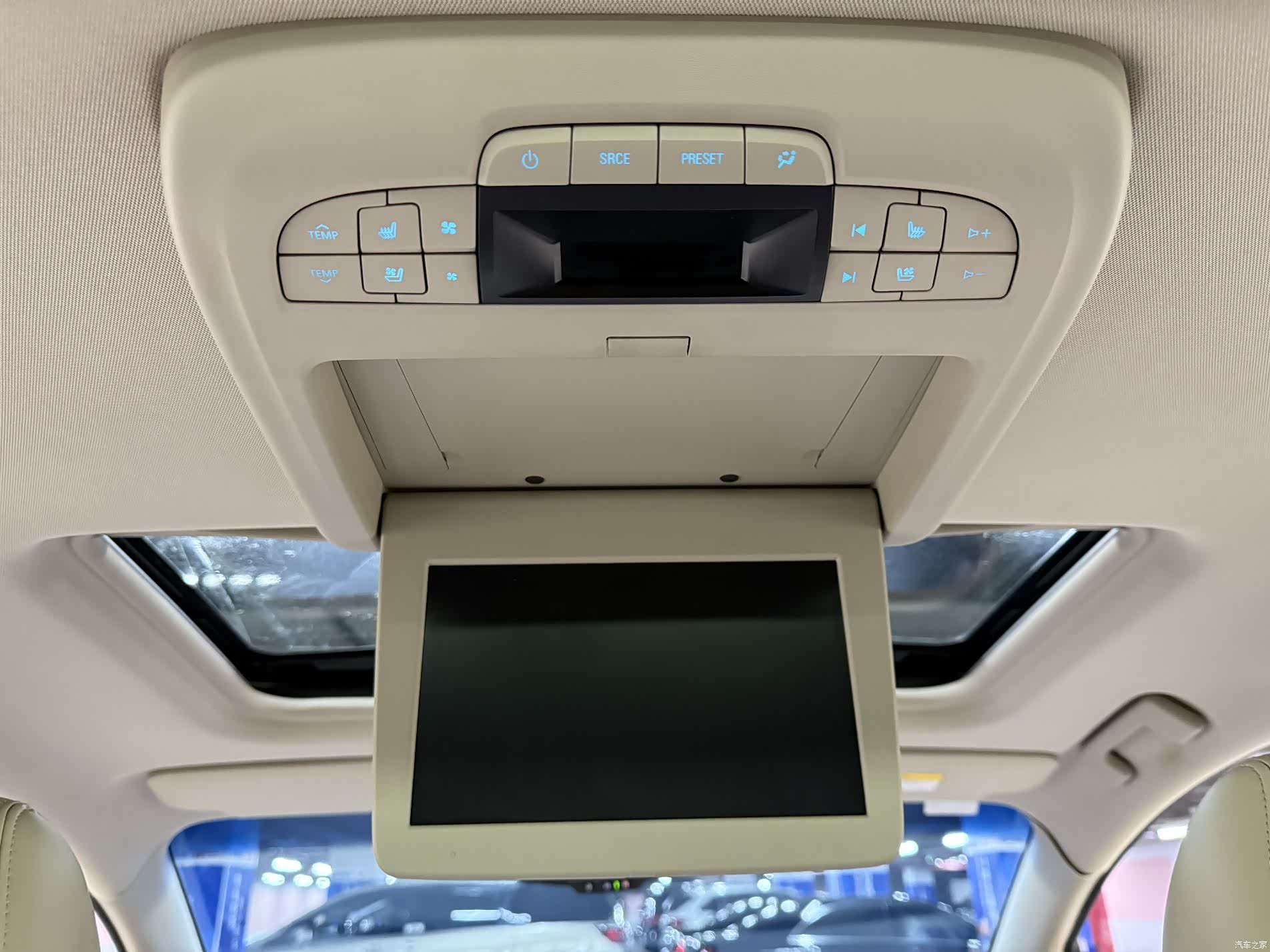Buick GL8, 2015 32