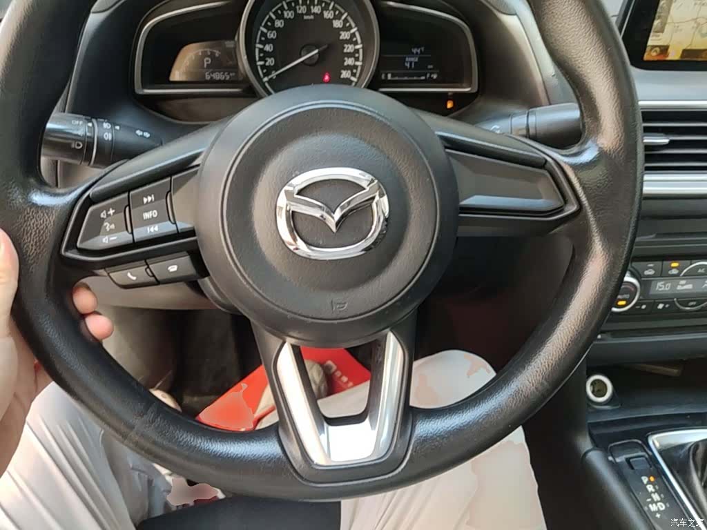 Mazda Mazda3, 2017 7