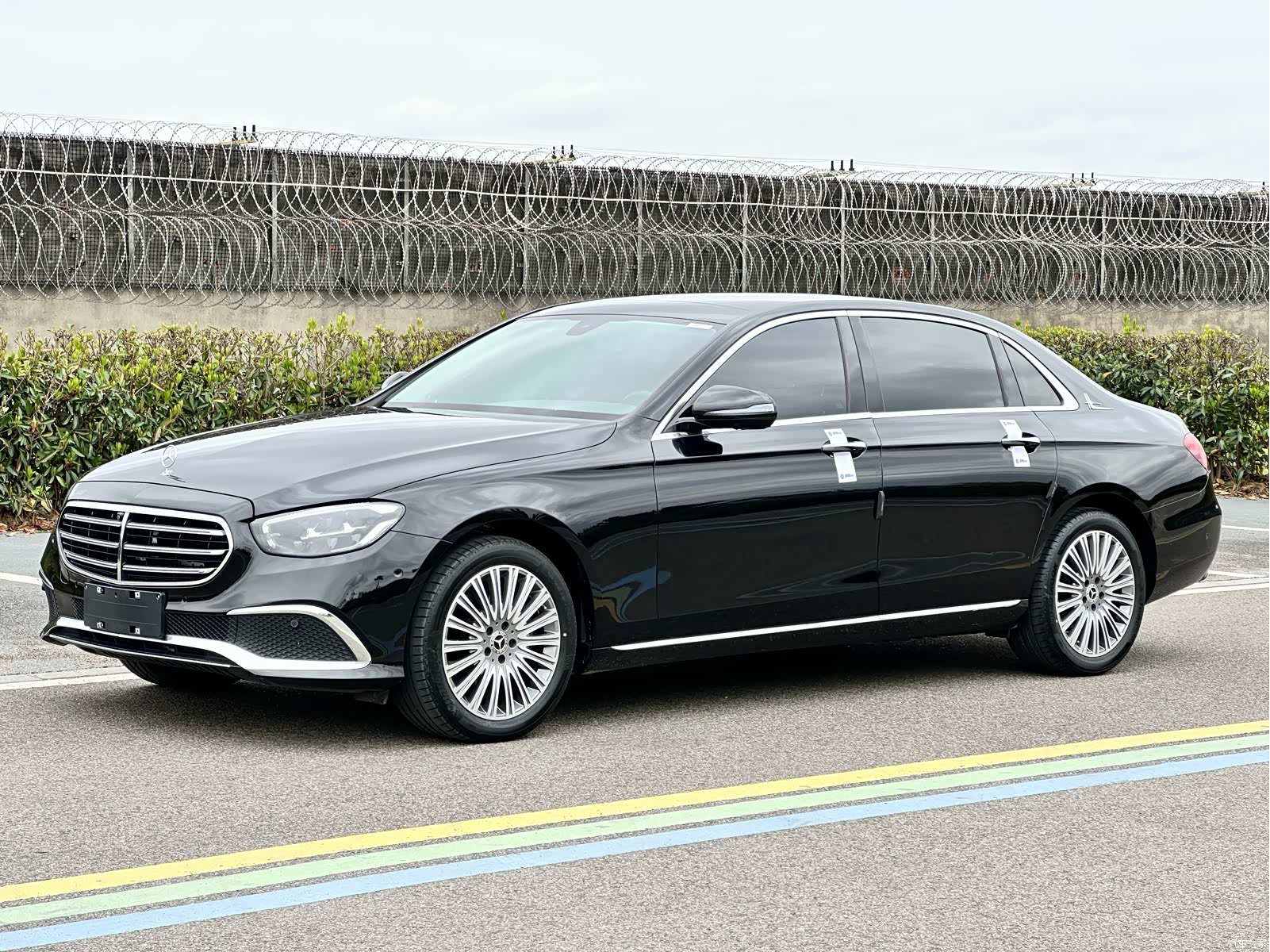 Mercedes-Benz E-Class, 2023 1