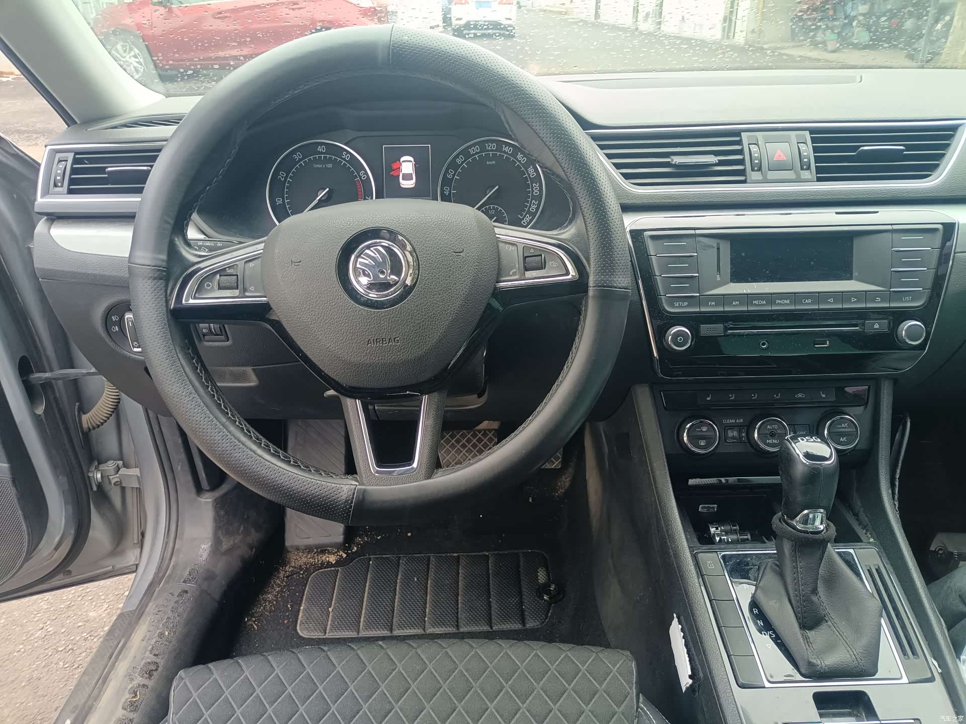 Skoda Superb, 2016 6