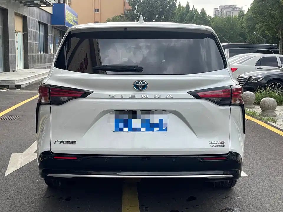 Toyota SIENNA