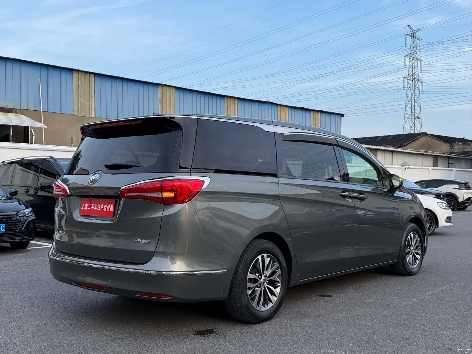 Buick GL8, 2017 13