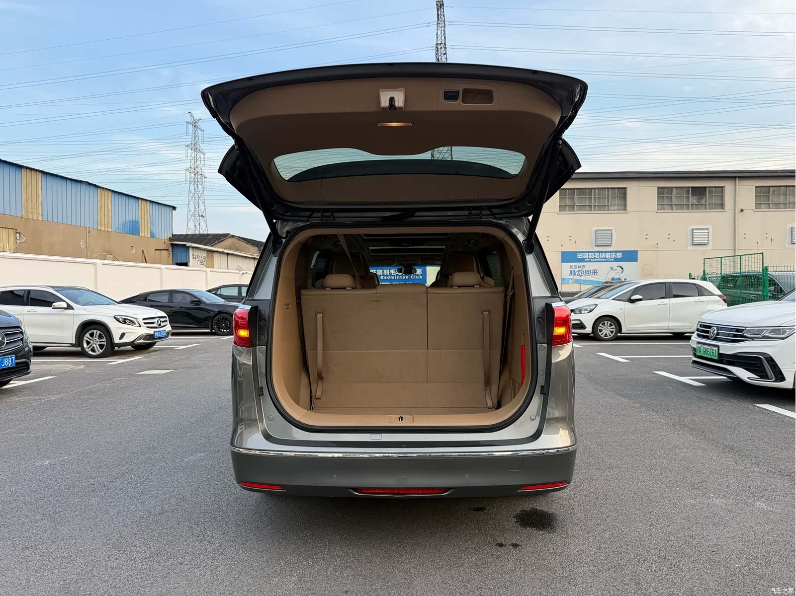 Buick GL8, 2017 25