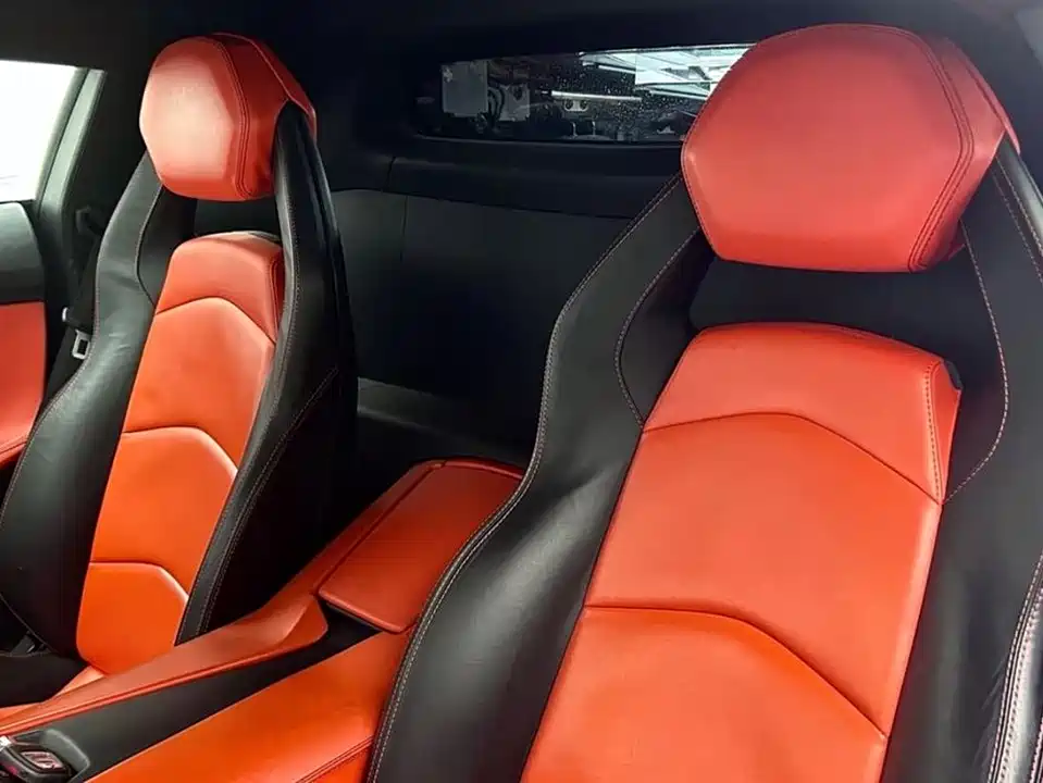 Lamborghini Aventador