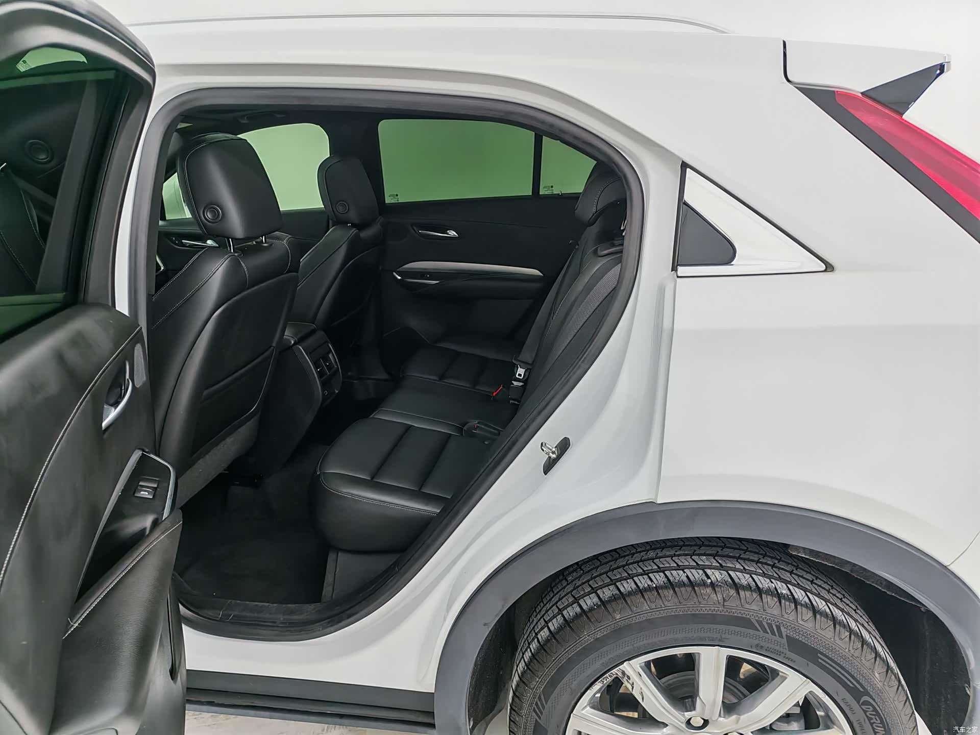 Cadillac XT4, 2021 9