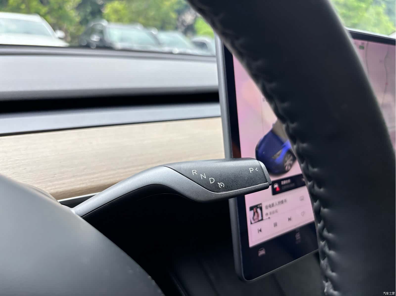Tesla Model Y, 2021 25