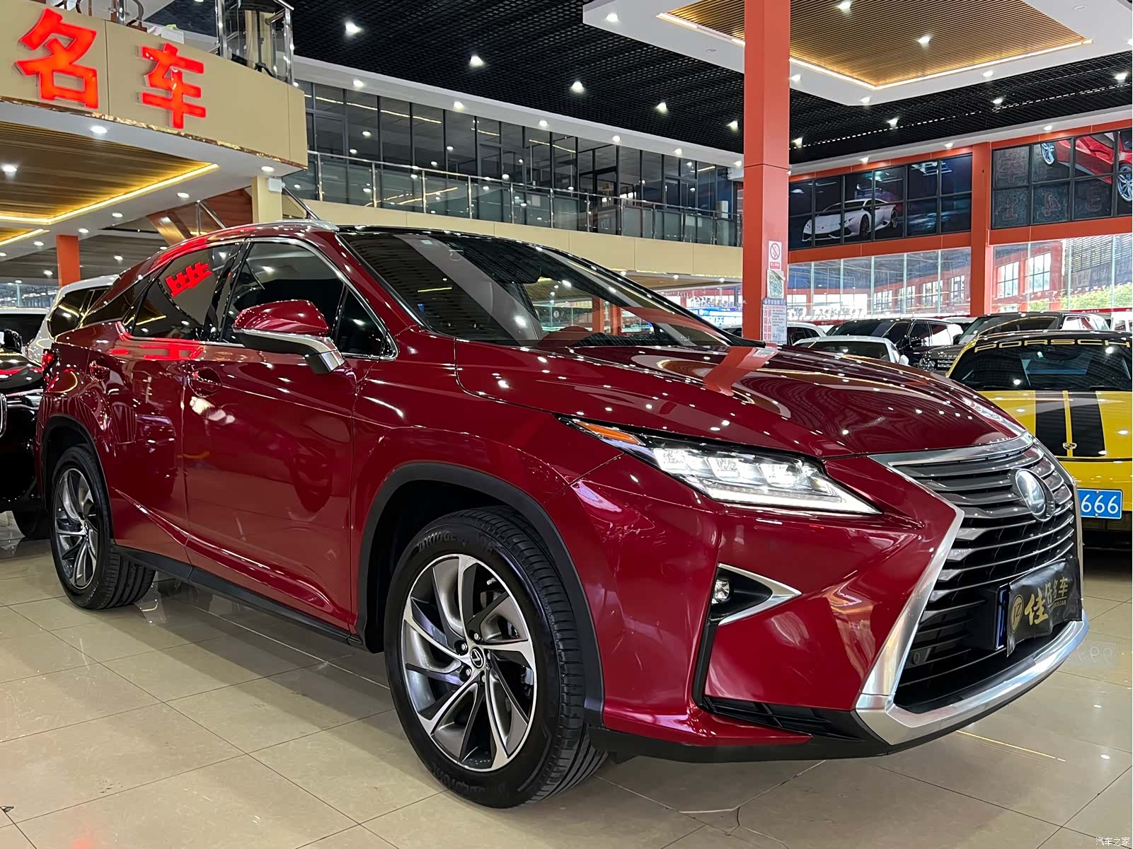 Lexus RX, 2019 3