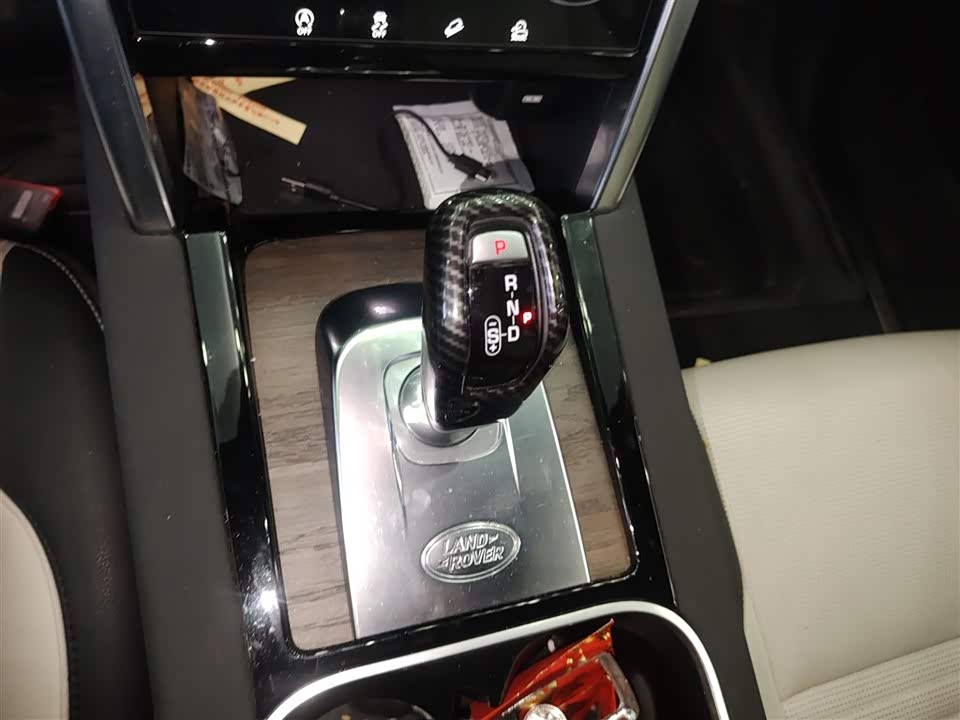 Land Rover Discover sports