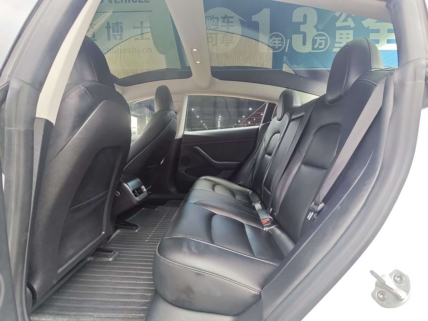 Tesla Model 3, 2023 10