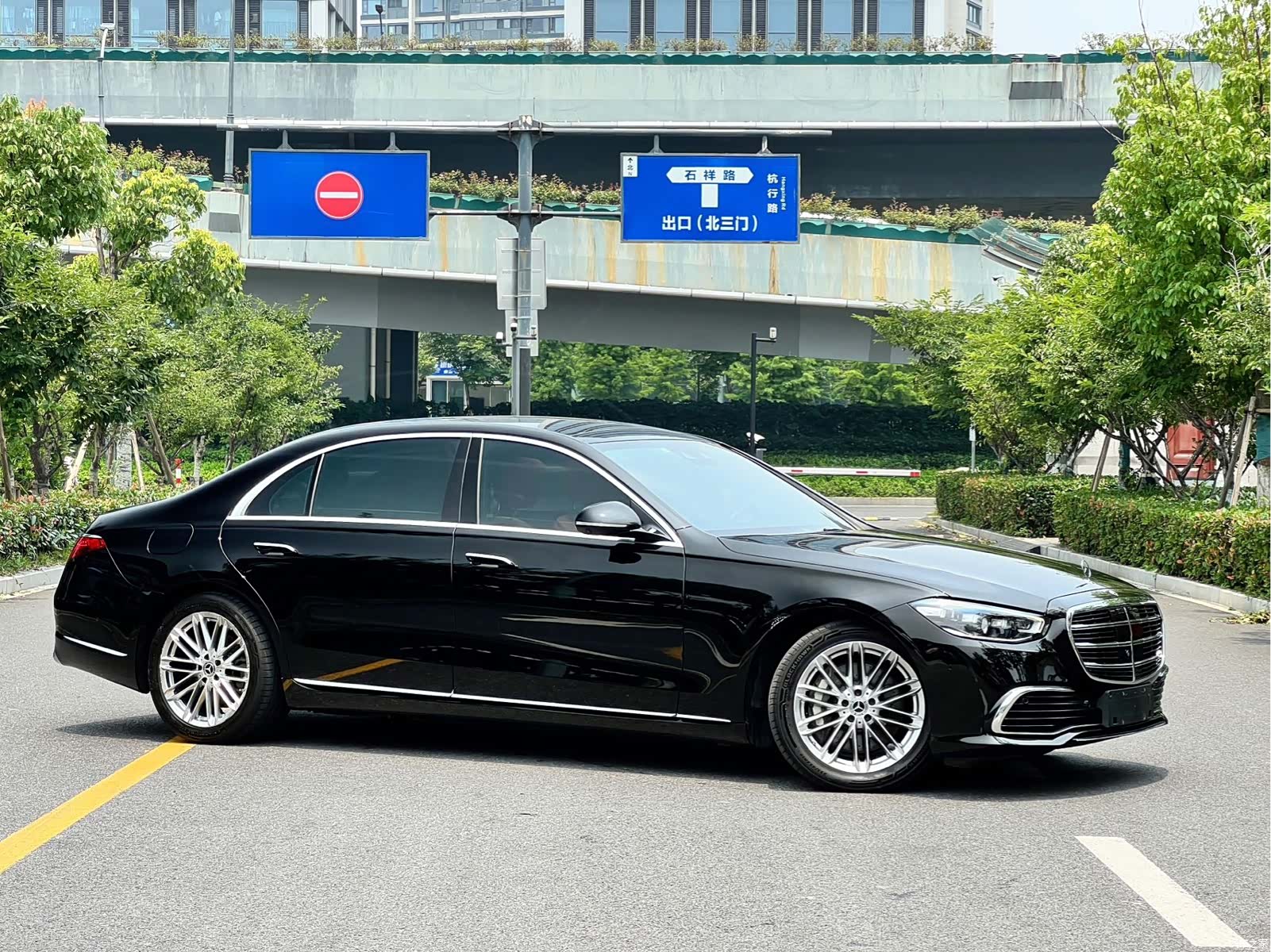 Mercedes-Benz S-Class, 2021 3