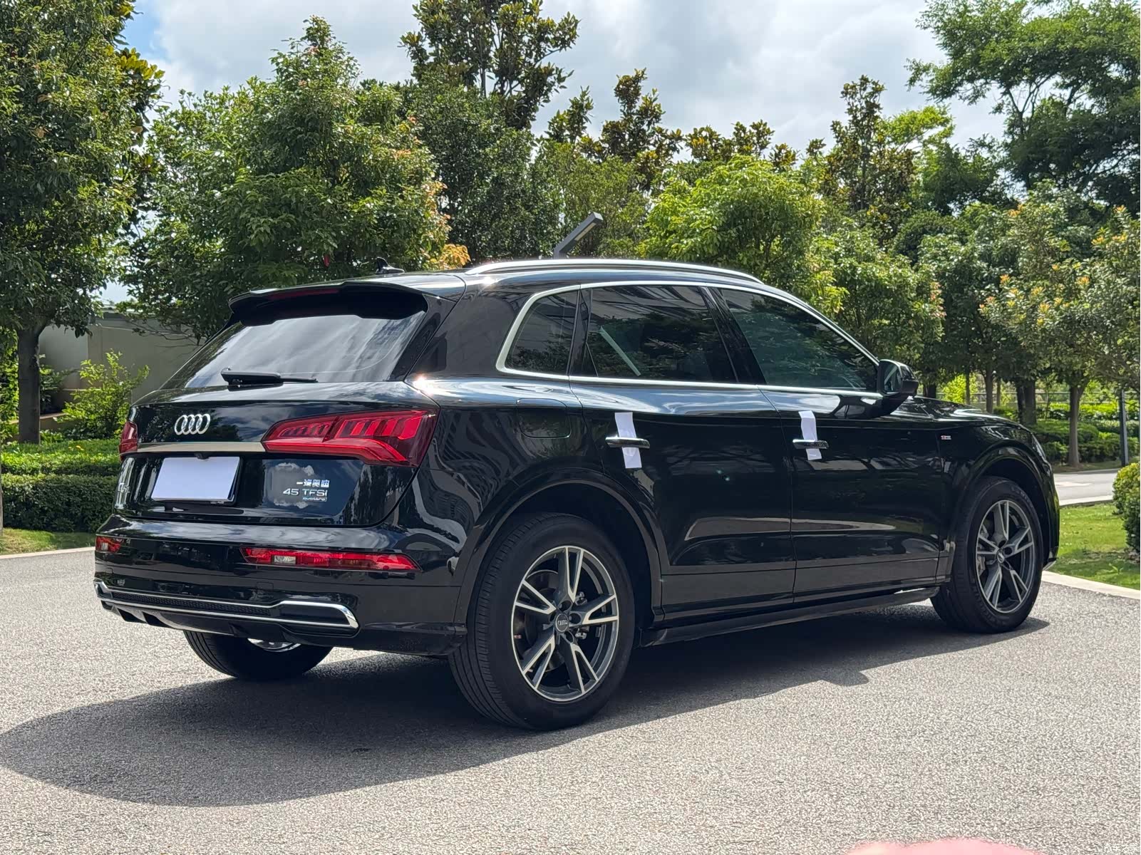 Audi Q5L, 2020 все фото