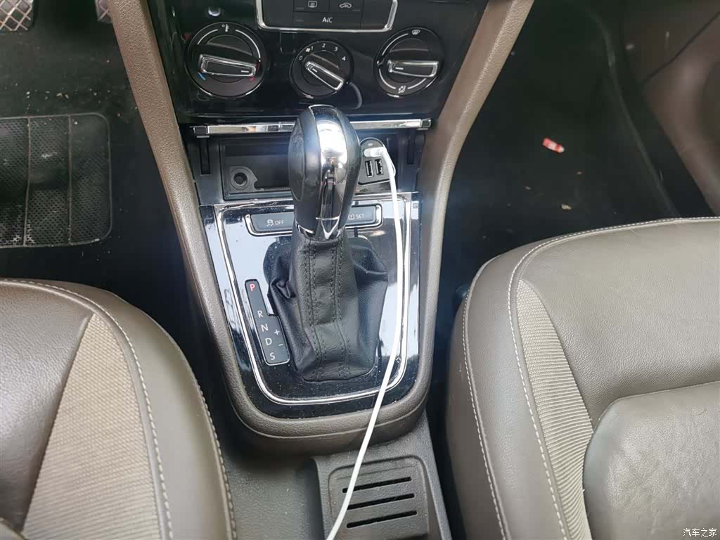 Volkswagen Bora, 2015 7