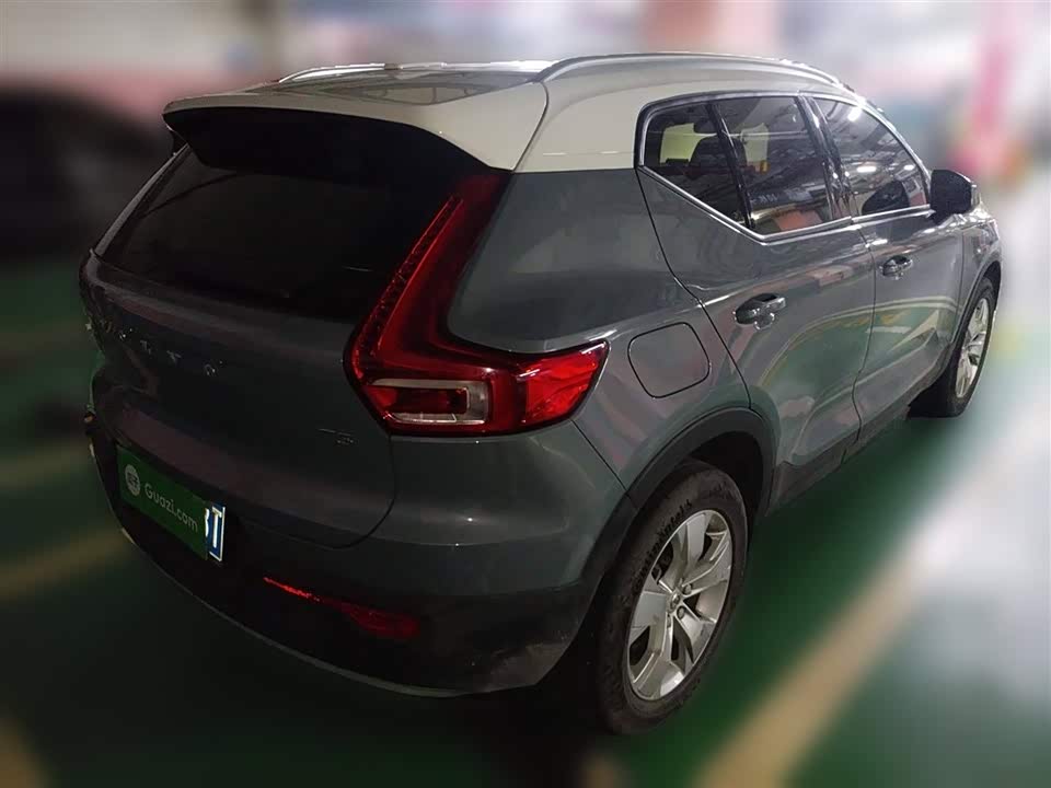 Volvo XC40