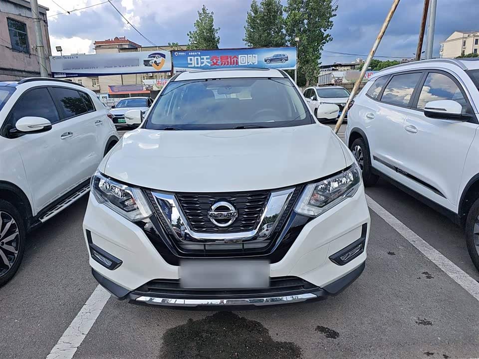 Nissan Qijun