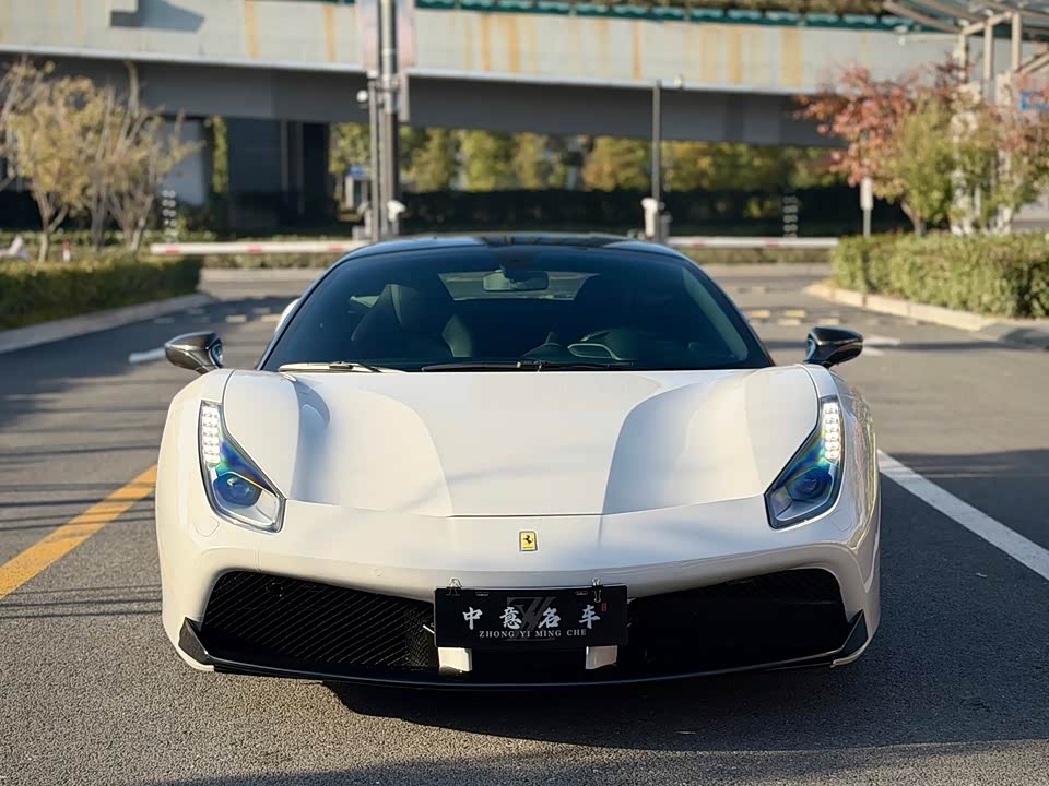 Ferrari 488