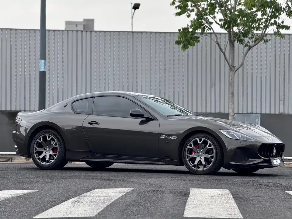 Maserati GranTurismo