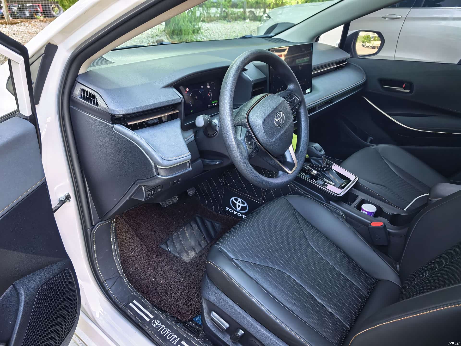 Toyota Corolla, 2026 8