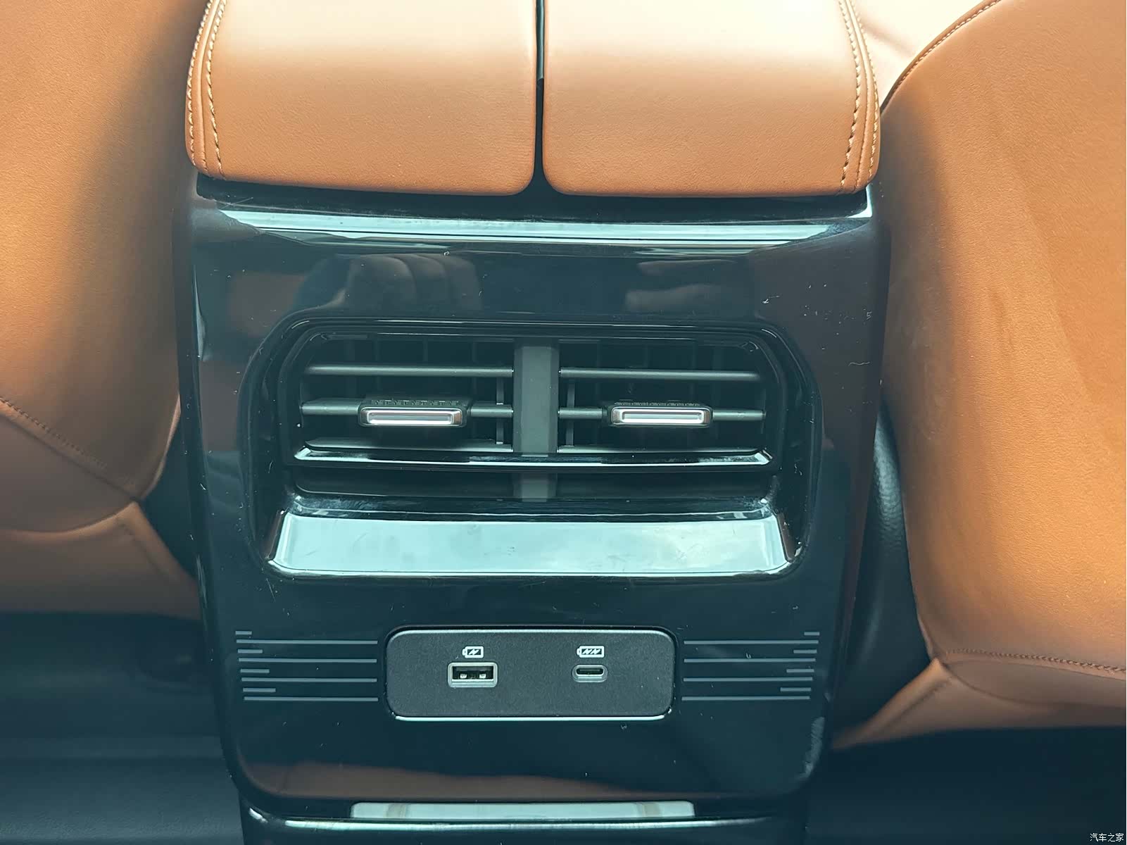 Jetour L7, 2025 21