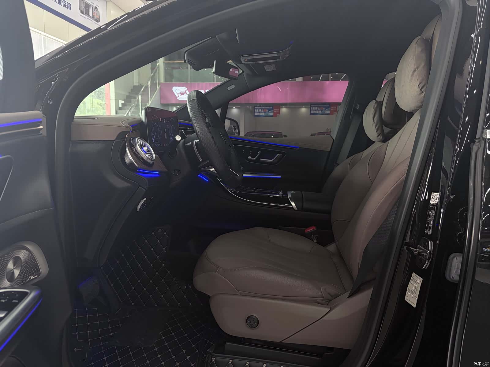 Mercedes-Benz EQE, 2024 10