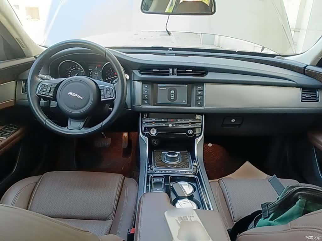 Land Rover XFL, 2017 10