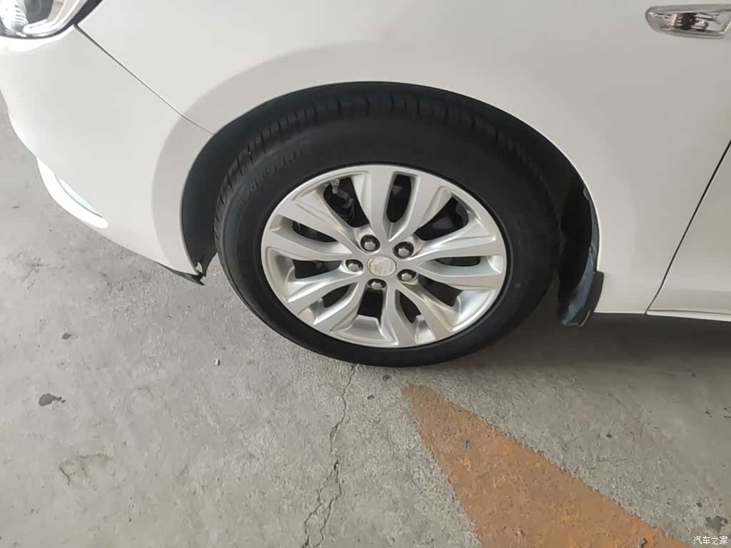 Buick V, 2018 23