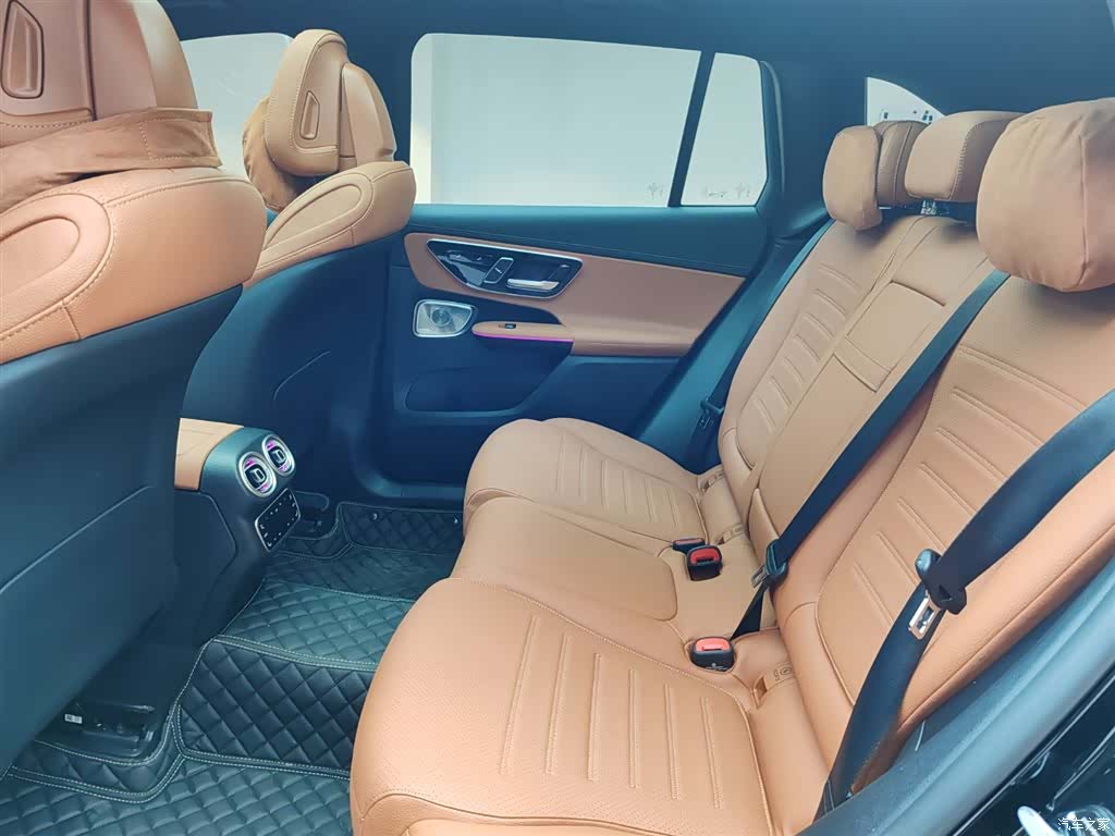 Mercedes-Benz GLC, 2025 17