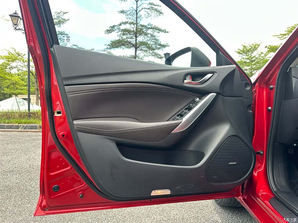 Mazda Atenza, 2017 4