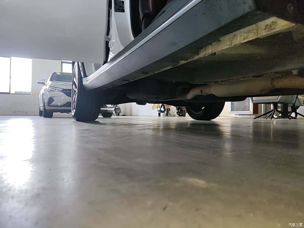 Roewe RX5, 2017 21