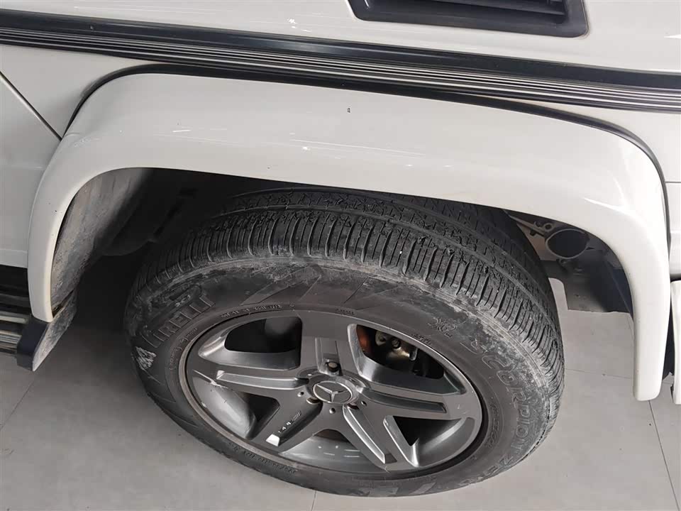 Mercedes-Benz G-class