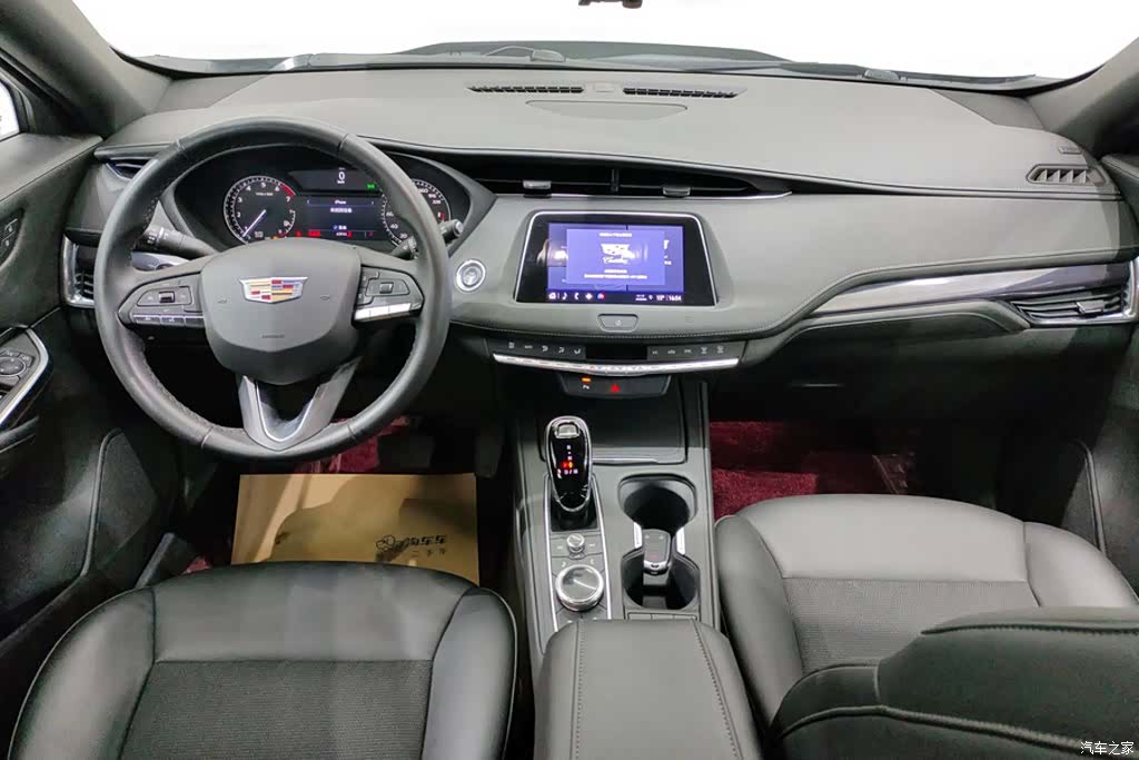 Cadillac XT4, 2021 12
