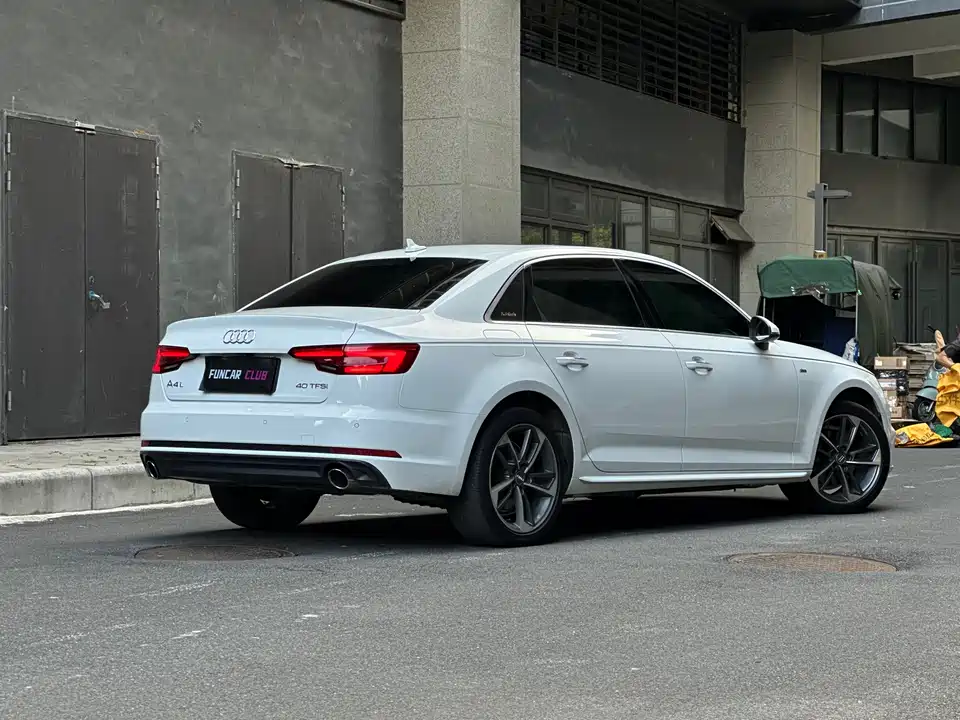 Audi A4L