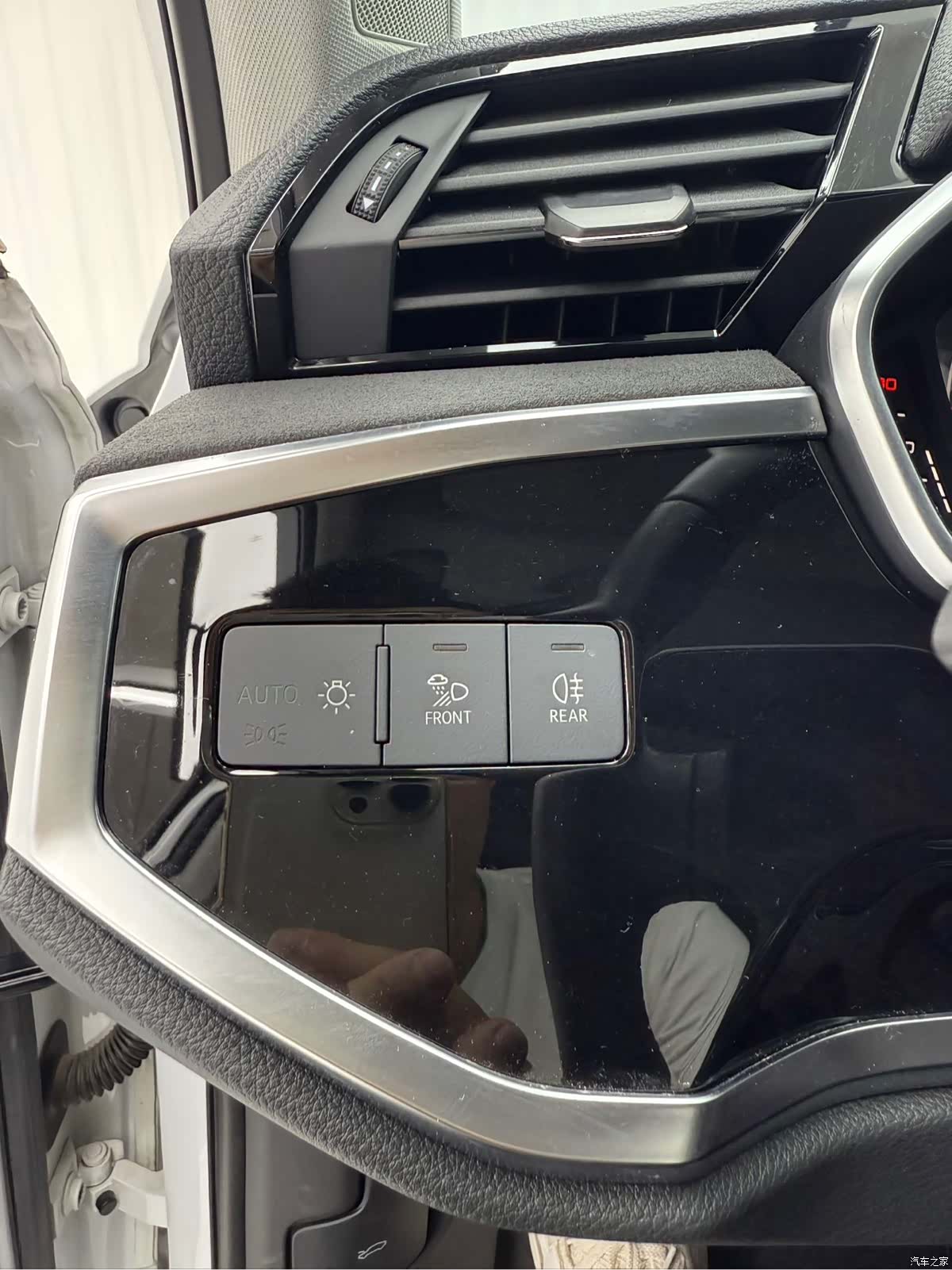 Audi Q3, 2022 14
