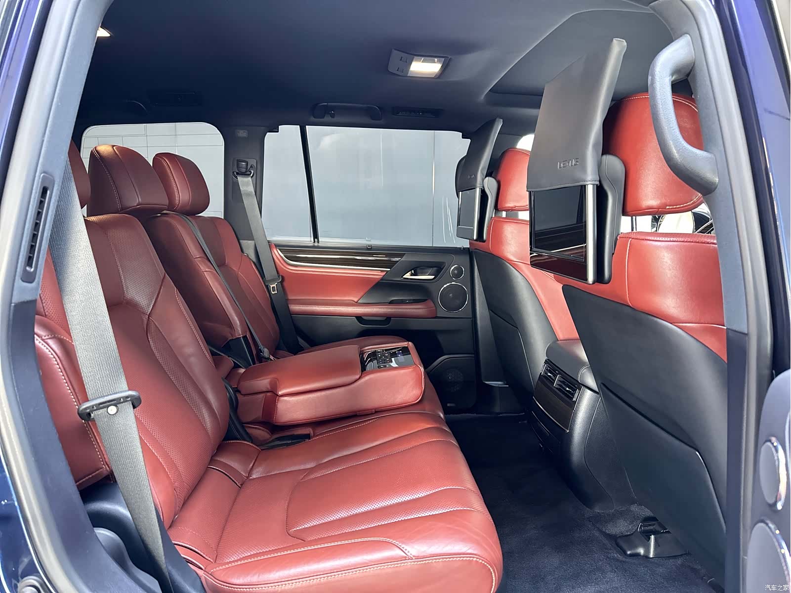 Lexus LX, 2018 15