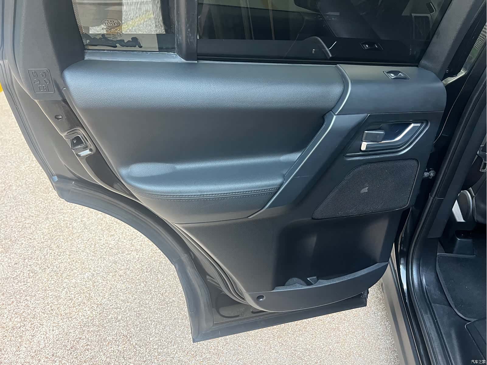 Land Rover Si4, 2015 11