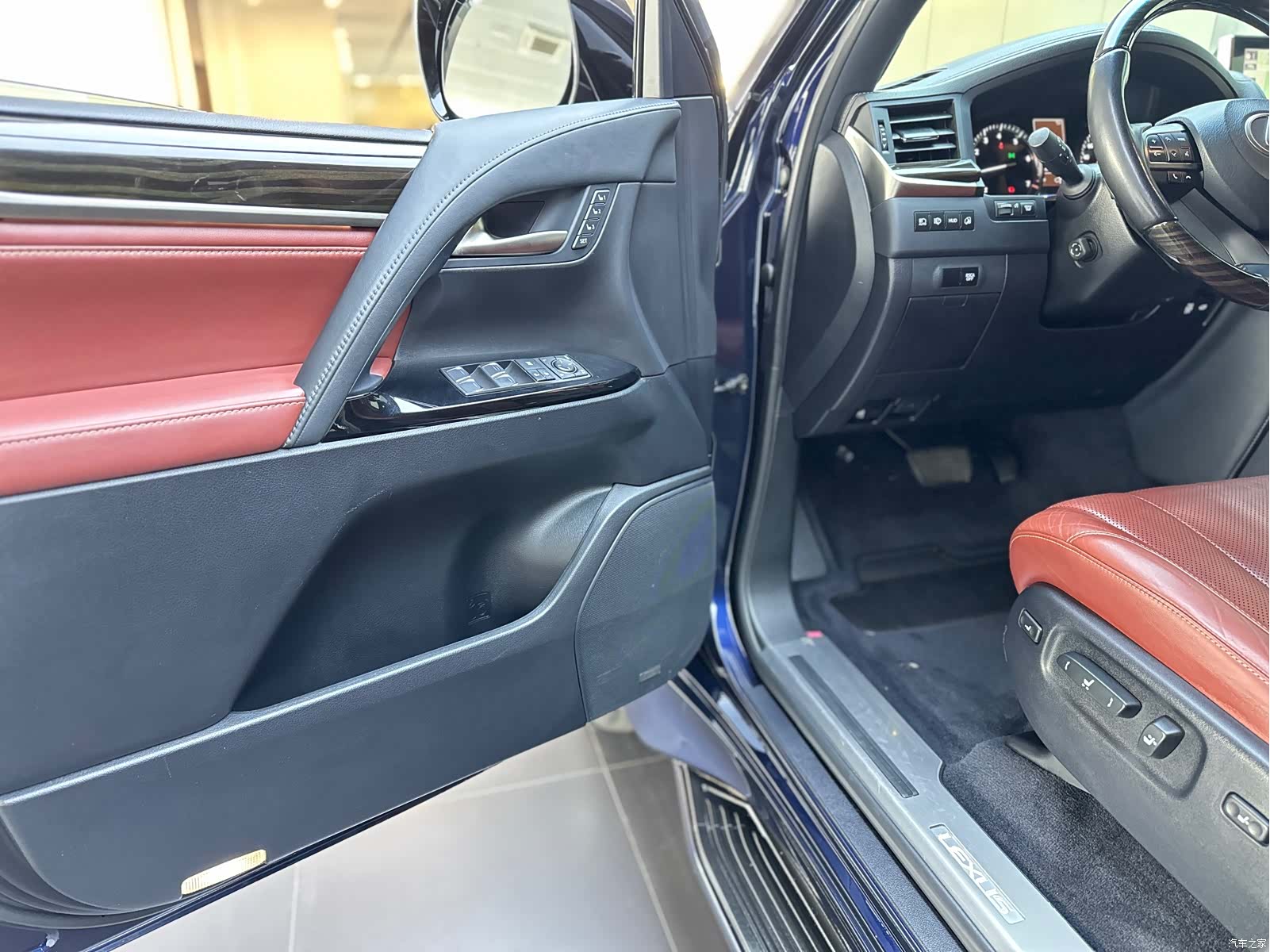 Lexus LX, 2018 25