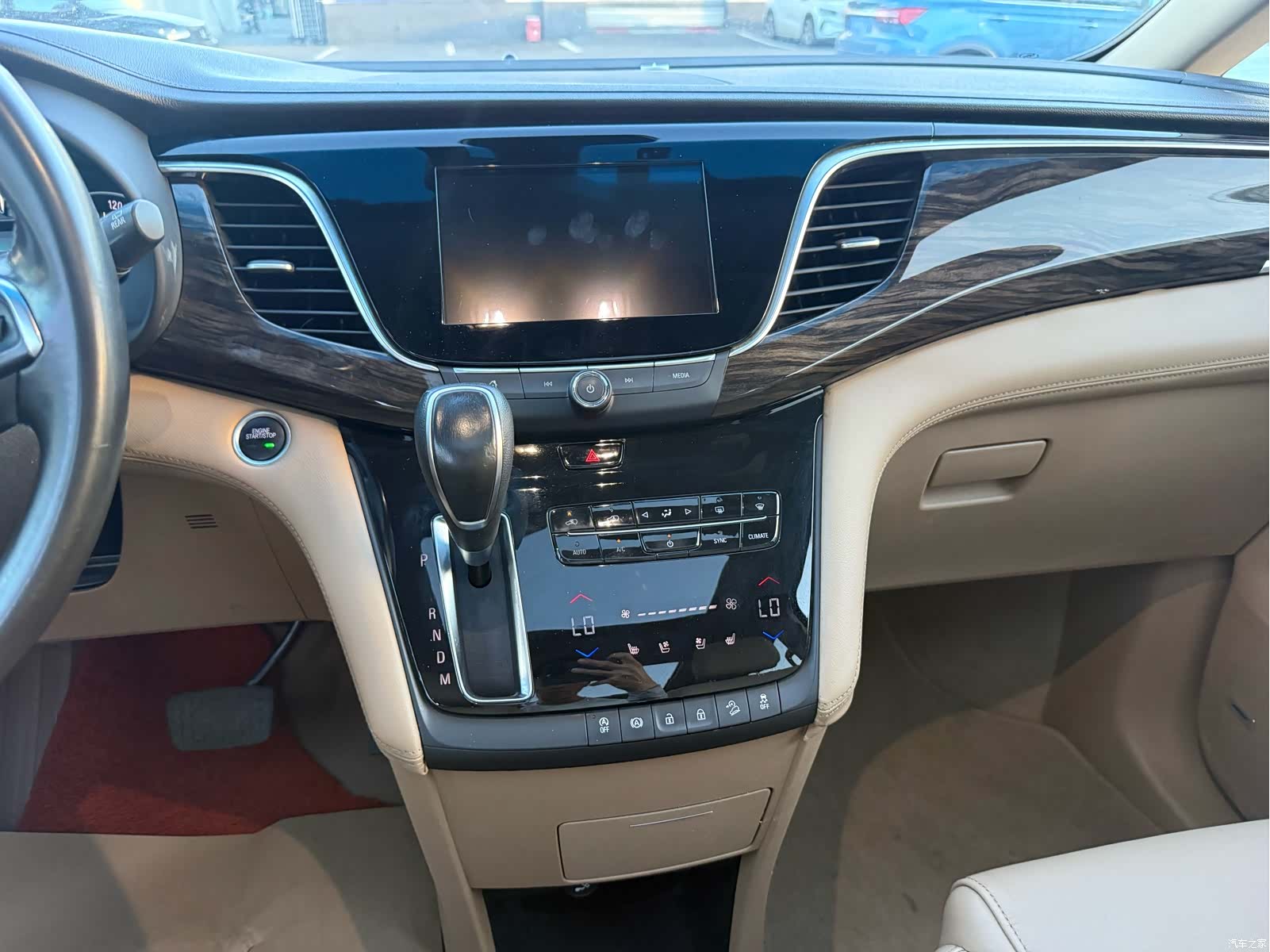 Buick GL8, 2017 16