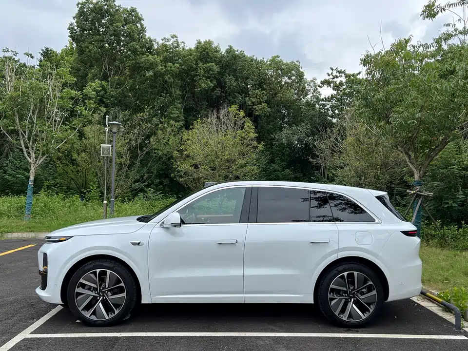 Li Auto Ideal L6