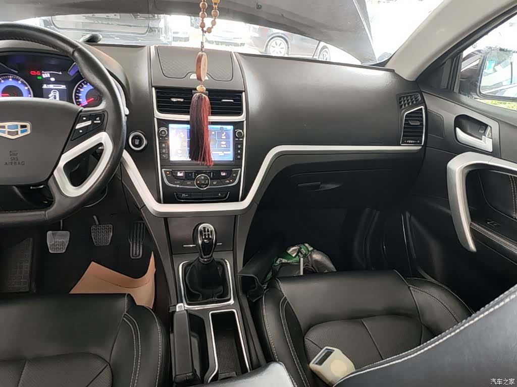 Geely Emgrand, 2016 9
