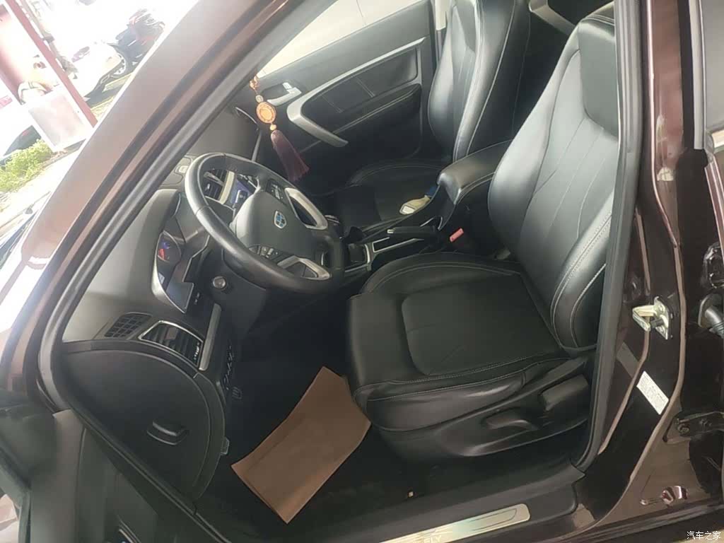 Geely Emgrand, 2016 11