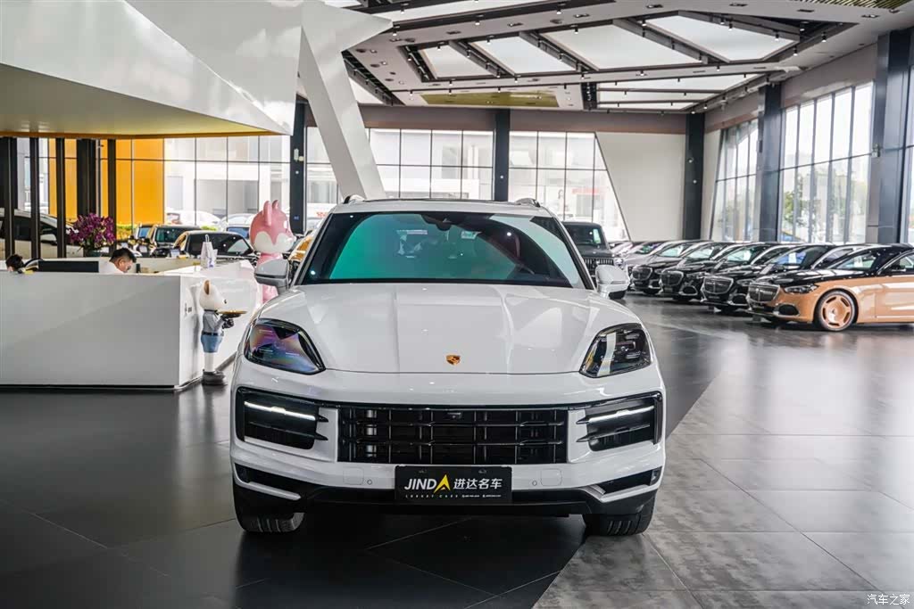 Porsche Cayenne, 2024 4