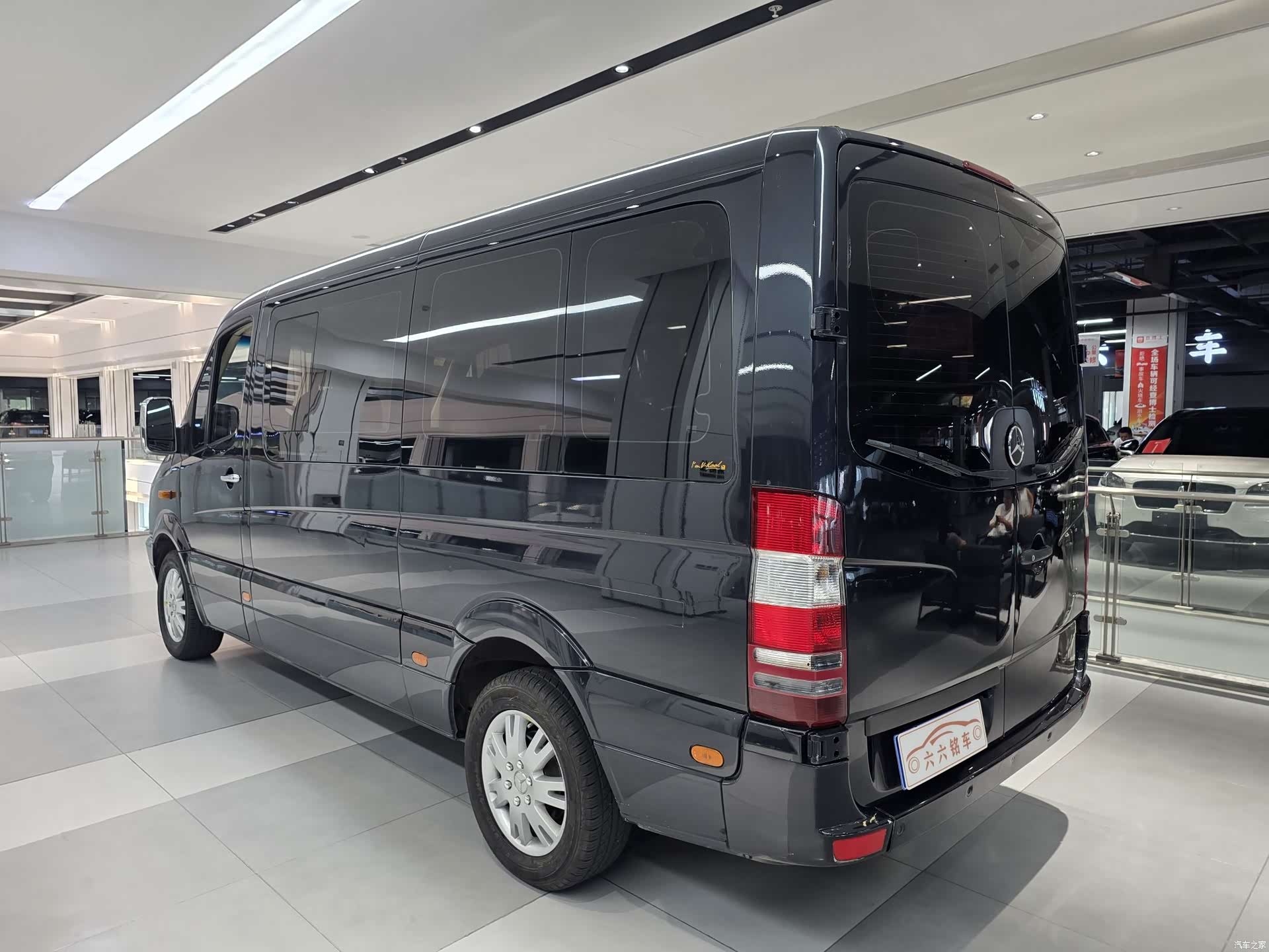 Mercedes-Benz Sprinter, 2010 14