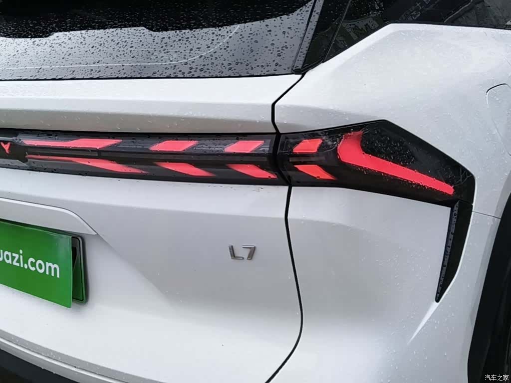 Geely Galaxy L7, 2025 24